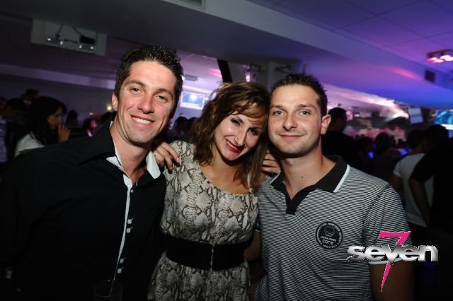 Cliquer pour voir l'image en taille réelle