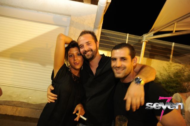 Cliquer pour voir l'image en taille réelle