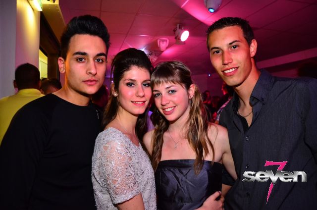 Cliquer pour voir l'image en taille réelle