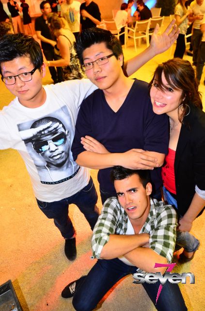 Cliquer pour voir l'image en taille réelle