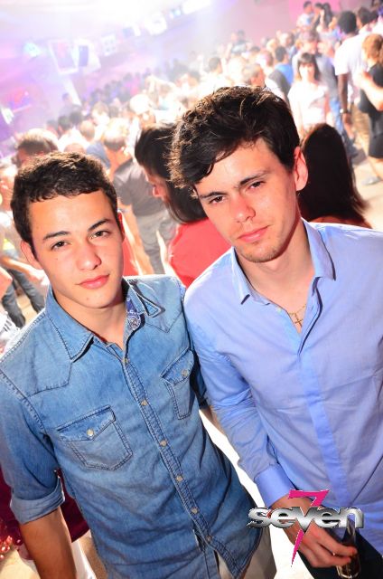 Cliquer pour voir l'image en taille réelle