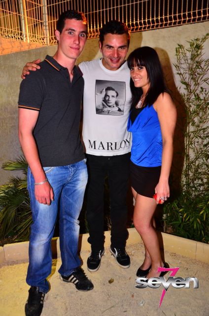 Cliquer pour voir l'image en taille réelle