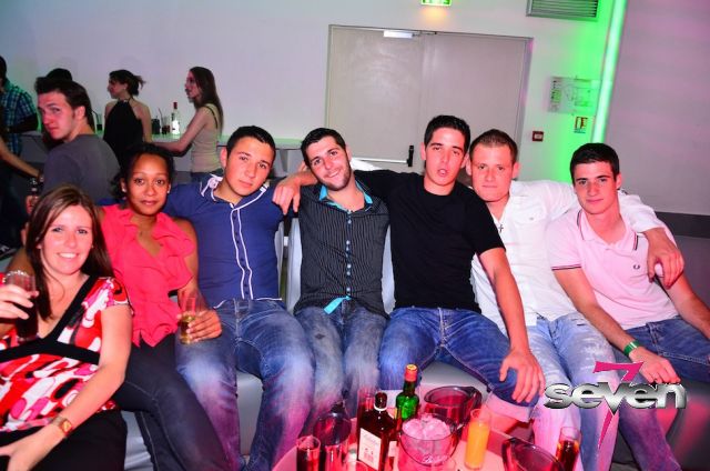 Cliquer pour voir l'image en taille réelle