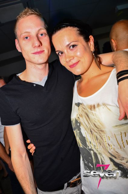 Cliquer pour voir l'image en taille réelle