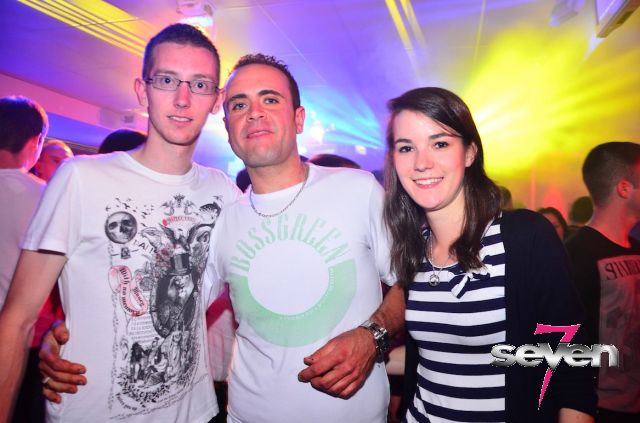 Cliquer pour voir l'image en taille réelle