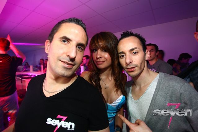 Cliquer pour voir l'image en taille réelle