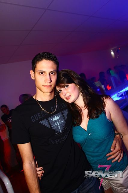 Cliquer pour voir l'image en taille réelle