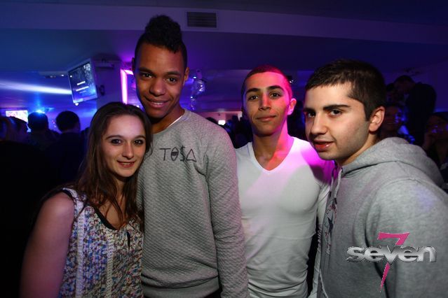 Cliquer pour voir l'image en taille réelle