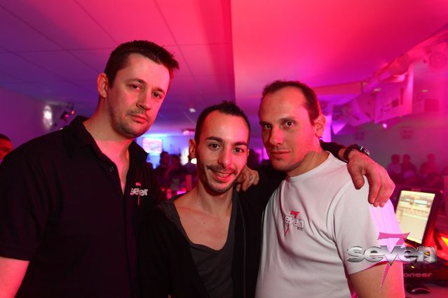 Cliquer pour voir l'image en taille réelle