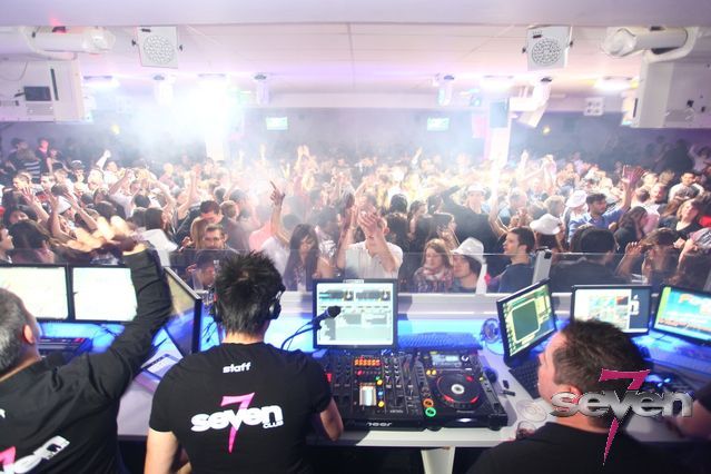 Cliquer pour voir l'image en taille réelle