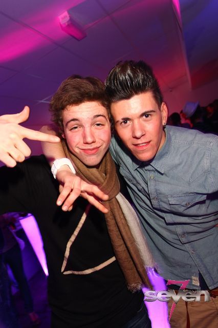 Cliquer pour voir l'image en taille réelle