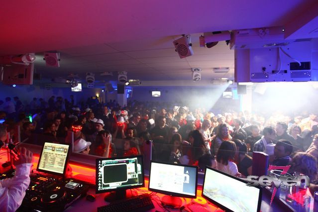 Cliquer pour voir l'image en taille réelle