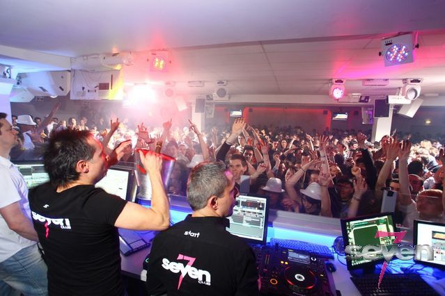 Cliquer pour voir l'image en taille réelle