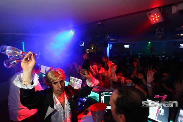 Cliquer pour voir l'image en taille réelle