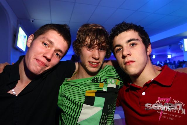 Cliquer pour voir l'image en taille réelle