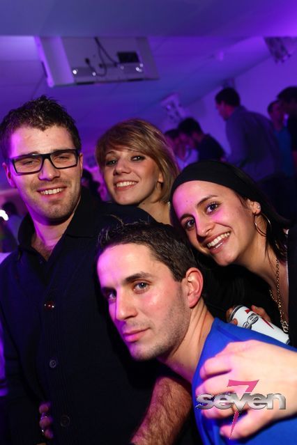 Cliquer pour voir l'image en taille réelle