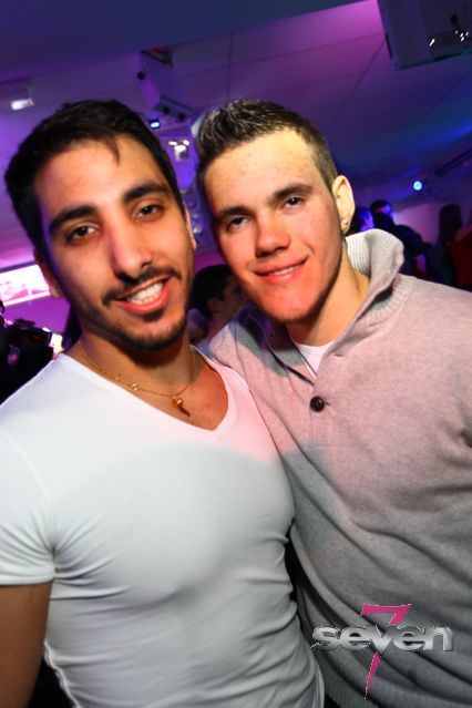 Cliquer pour voir l'image en taille réelle