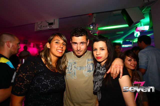 Cliquer pour voir l'image en taille réelle