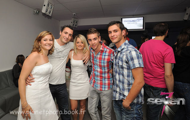 Cliquer pour voir l'image en taille réelle