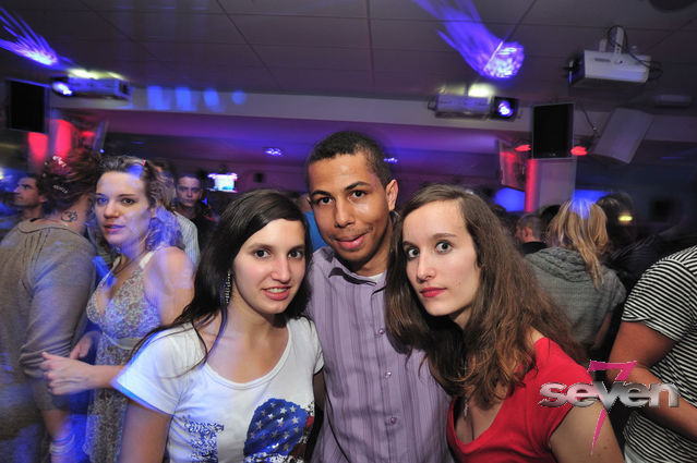 Cliquer pour voir l'image en taille réelle