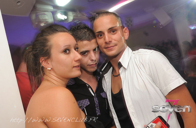 Cliquer pour voir l'image en taille réelle