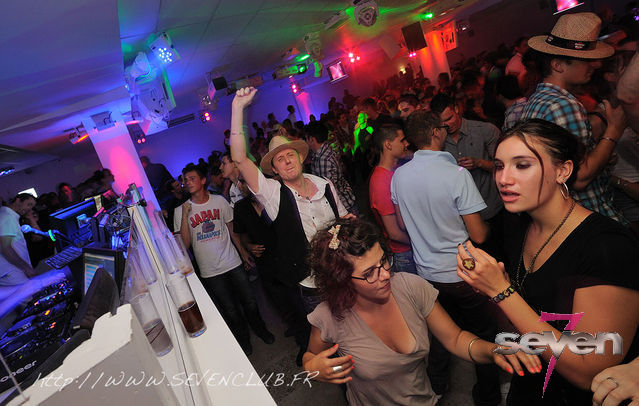 Cliquer pour voir l'image en taille réelle