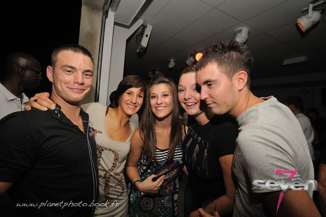 Cliquer pour voir l'image en taille réelle