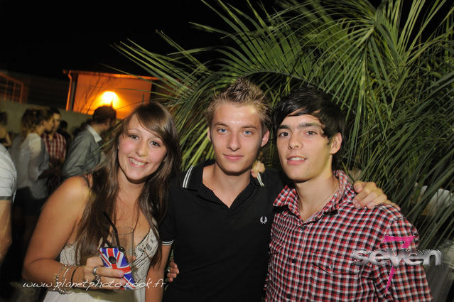 Cliquer pour voir l'image en taille réelle