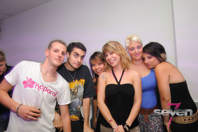 Cliquer pour voir l'image en taille réelle