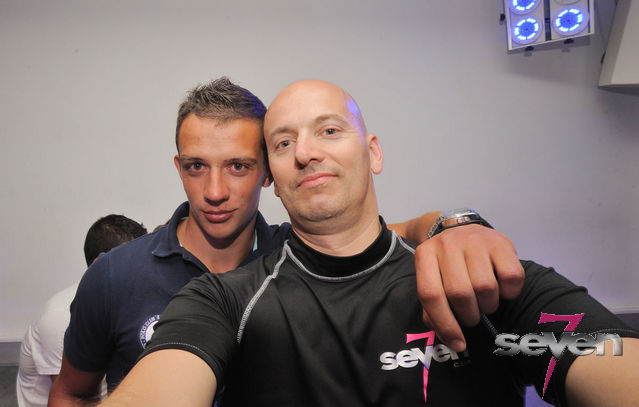 Cliquer pour voir l'image en taille réelle