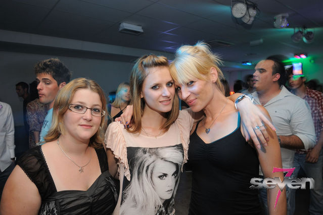 Cliquer pour voir l'image en taille réelle