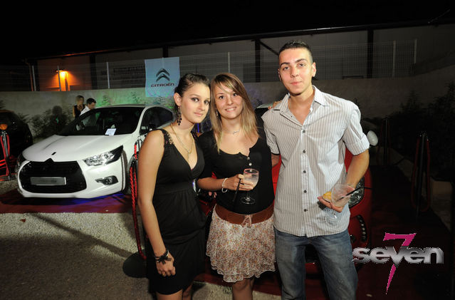 Cliquer pour voir l'image en taille réelle